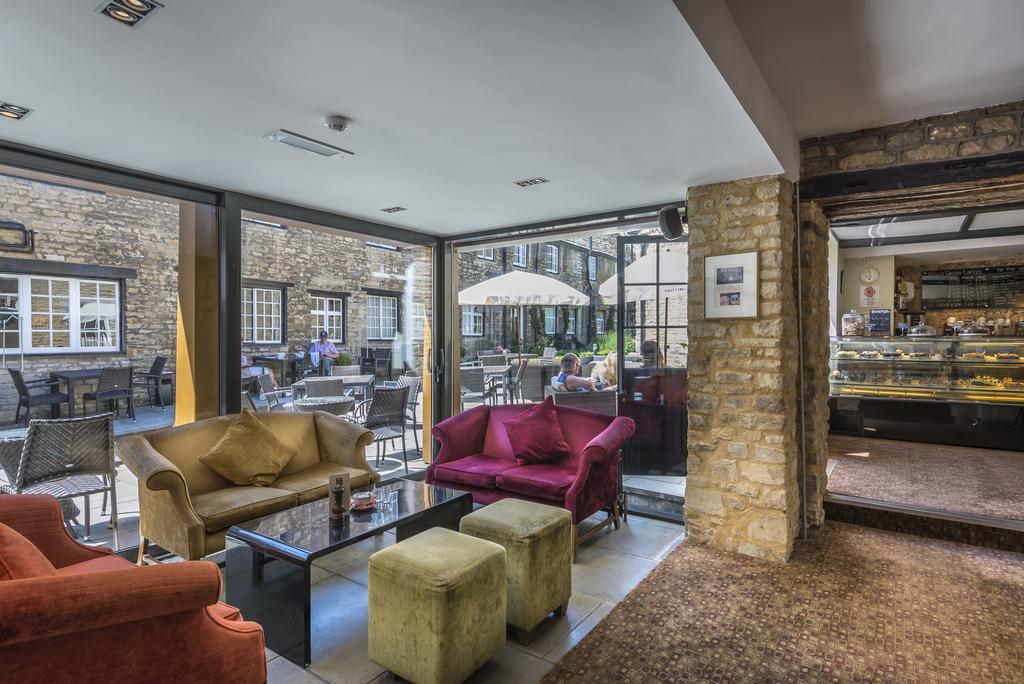 The Talbot Hotel, Oundle , Near Peterborough Kültér fotó
